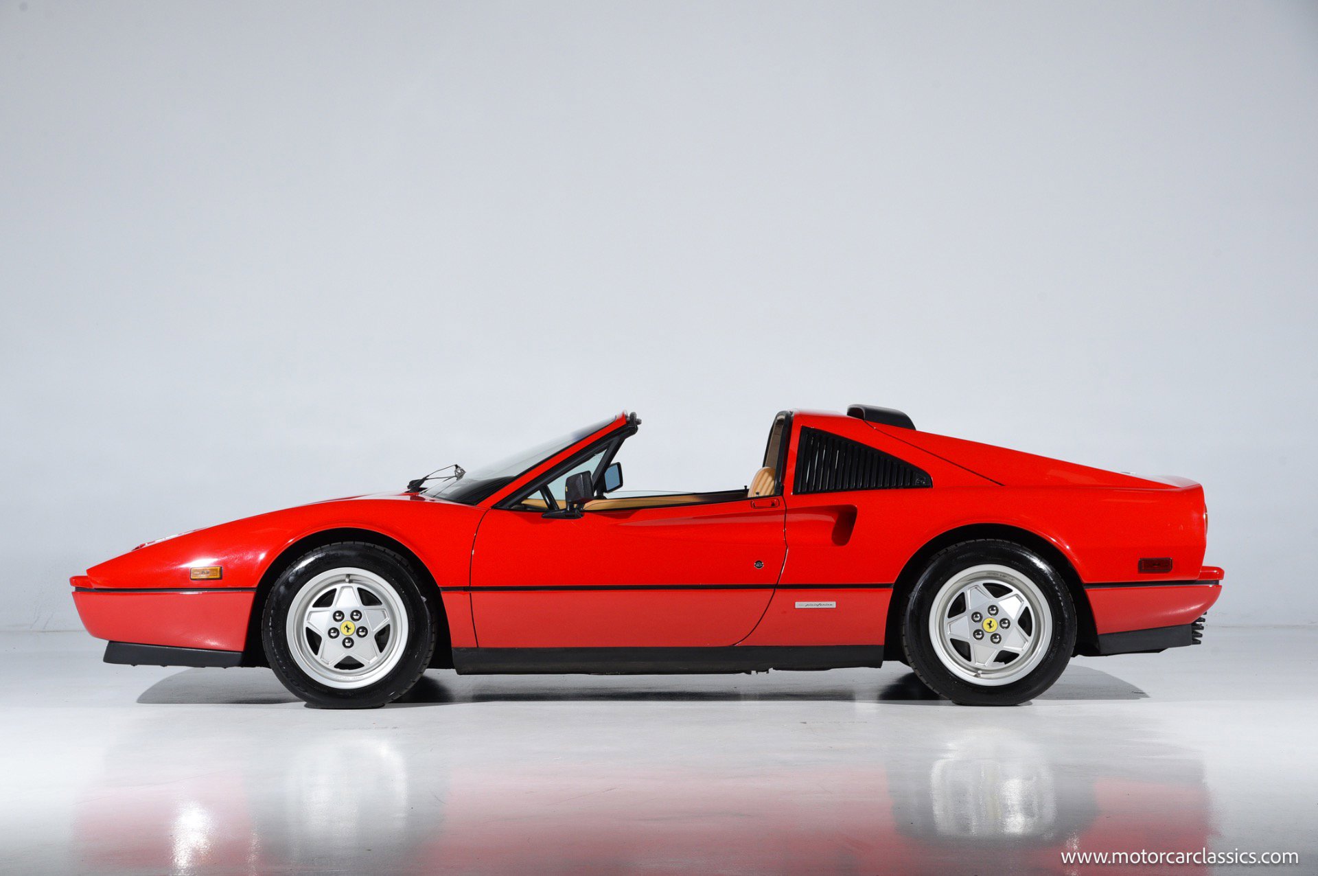Used 1989 Ferrari 328 GTS RWD image 11