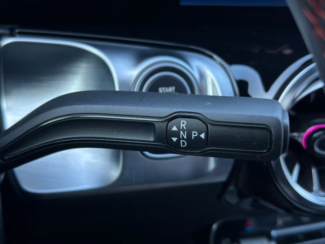 Used 2024 Mercedes-Benz GLB 250 image 25