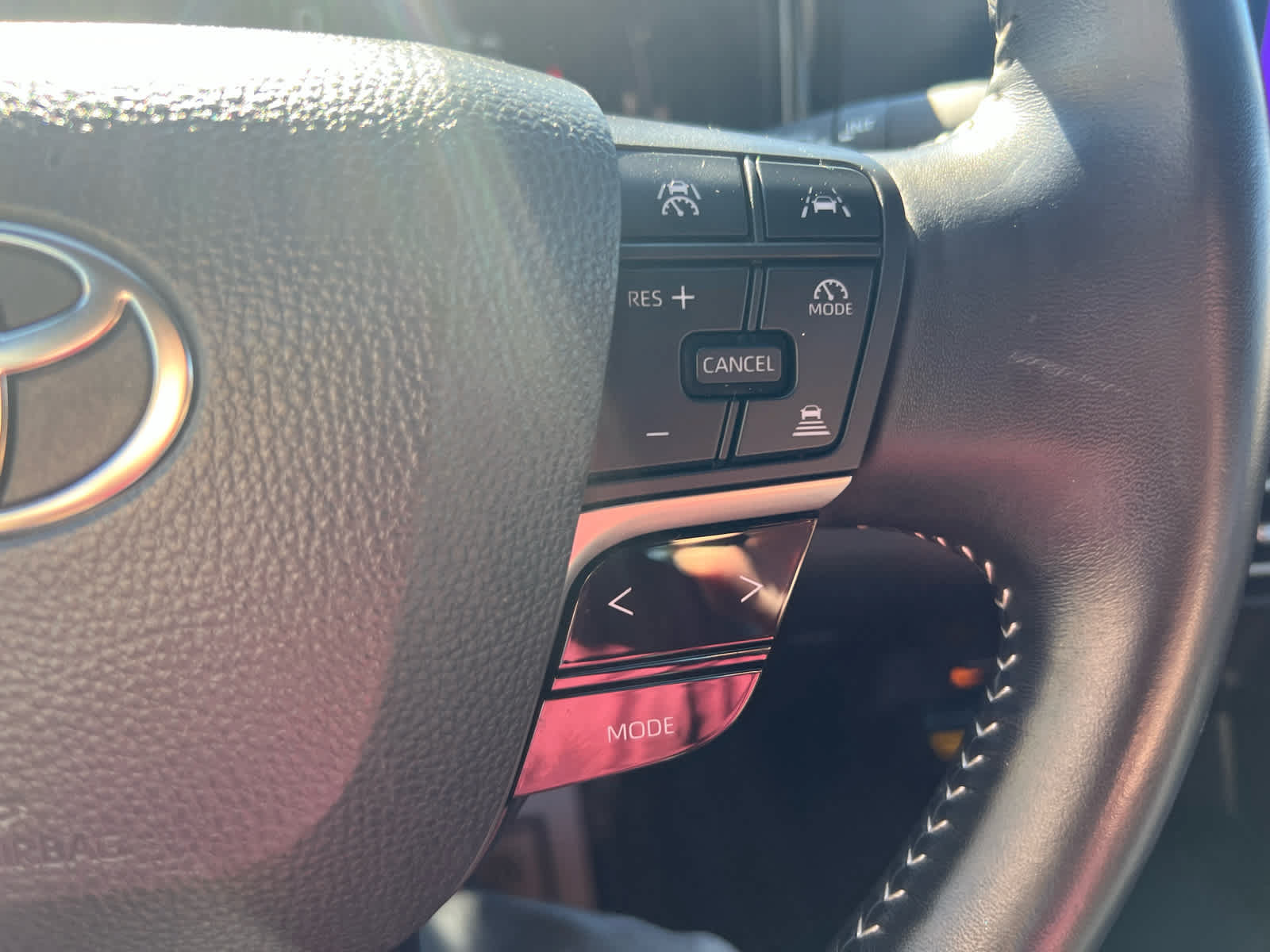 Certified 2025 Toyota Camry SE FWD image 16