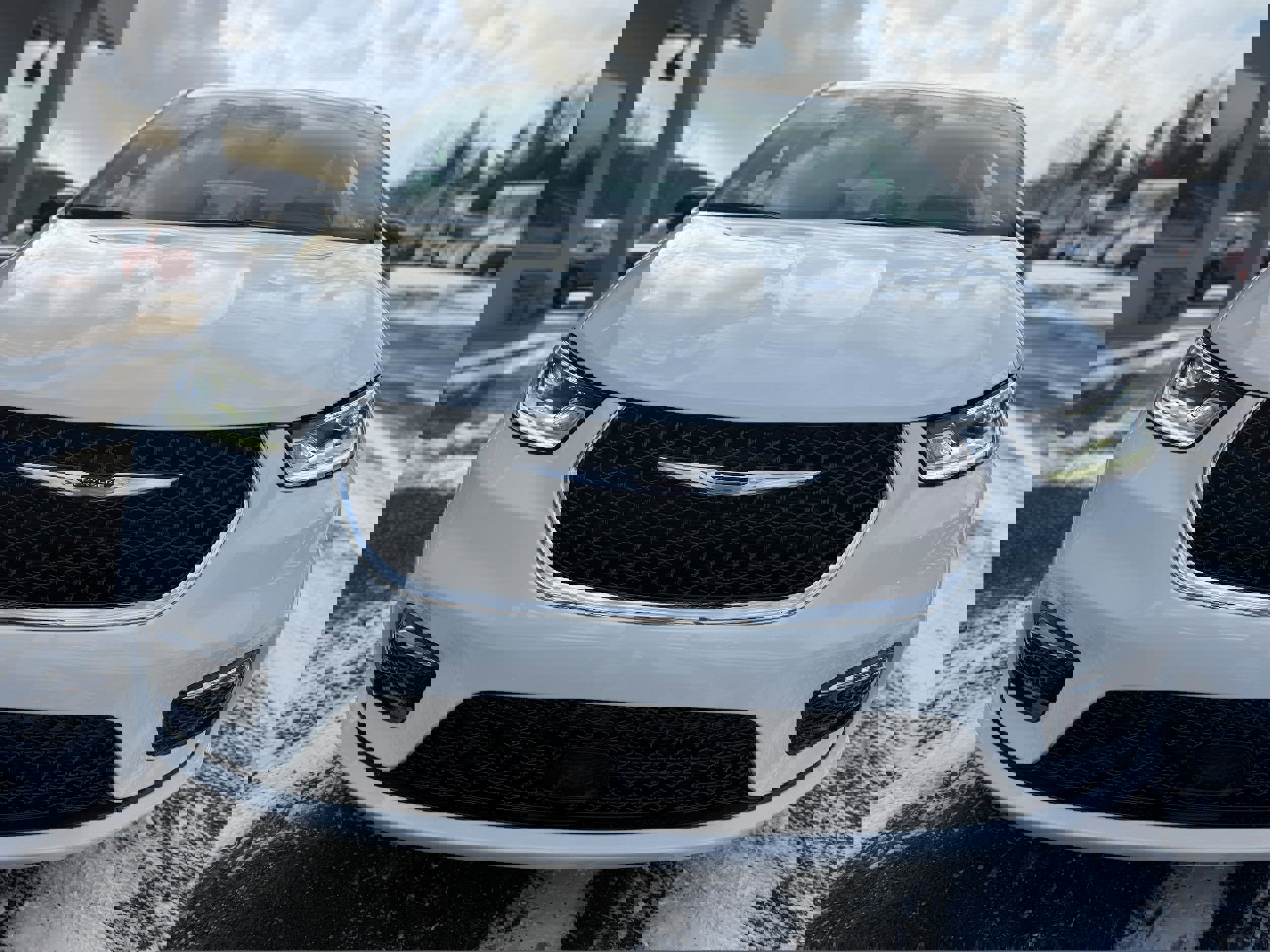 New 2026 Chrysler Pacifica Select image 5