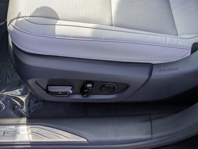 Used 2025 Lexus RX 350 image 17