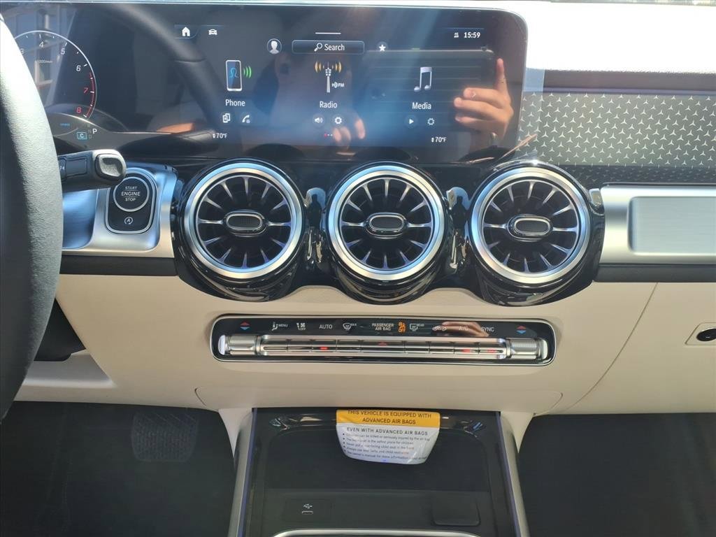 New 2025 Mercedes-Benz GLB 250 4MATIC image 22