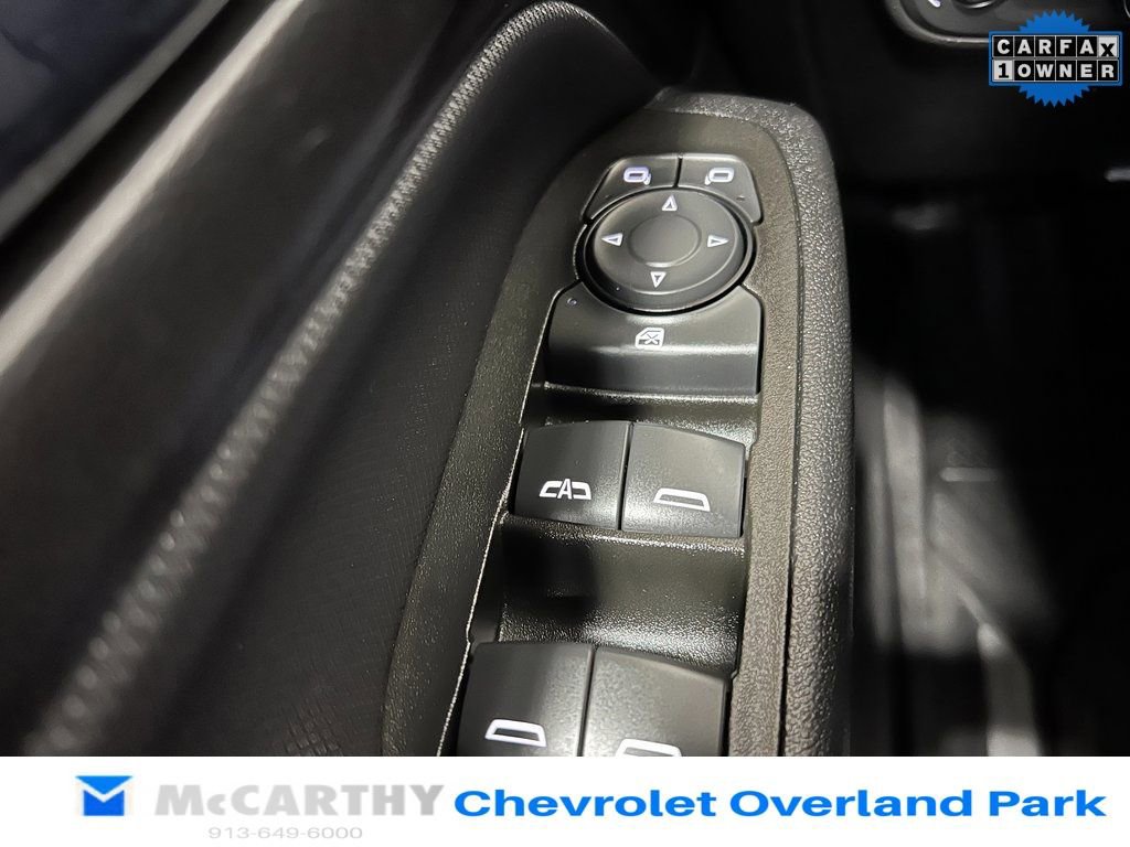 Used 2023 Chevrolet Equinox RS w/ LPO, Floor Liner Package image 16