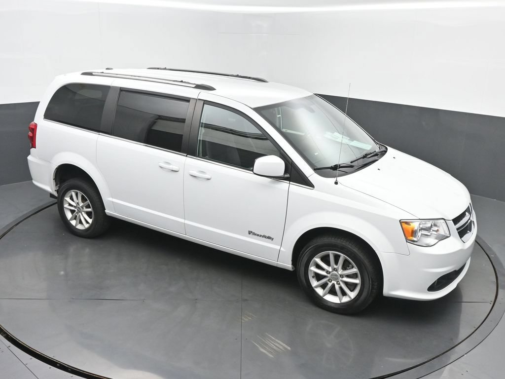 Used 2019 Dodge Grand Caravan SXT FWD image 39