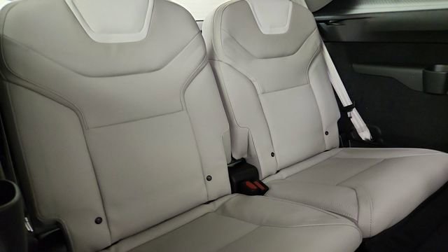 New 2026 Volvo EX90 Plus AWD/4WD image 33