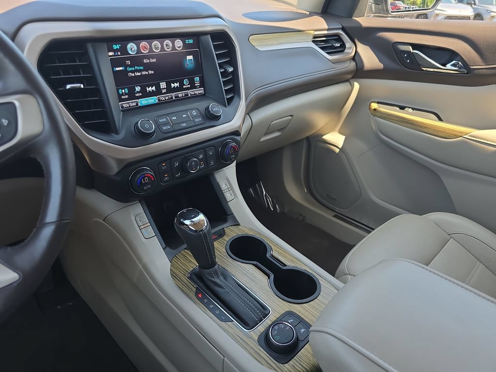 Certified 2019 GMC Acadia Denali w/ Technology Package AWD/4WD image 24
