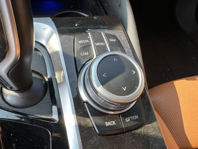 Used 2022 BMW 540i xDrive image 21