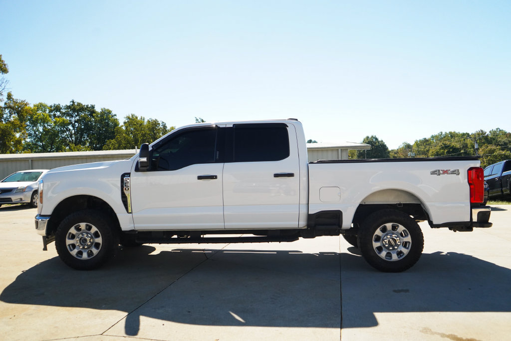 Used 2024 Ford F250 XLT AWD/4WD image 24