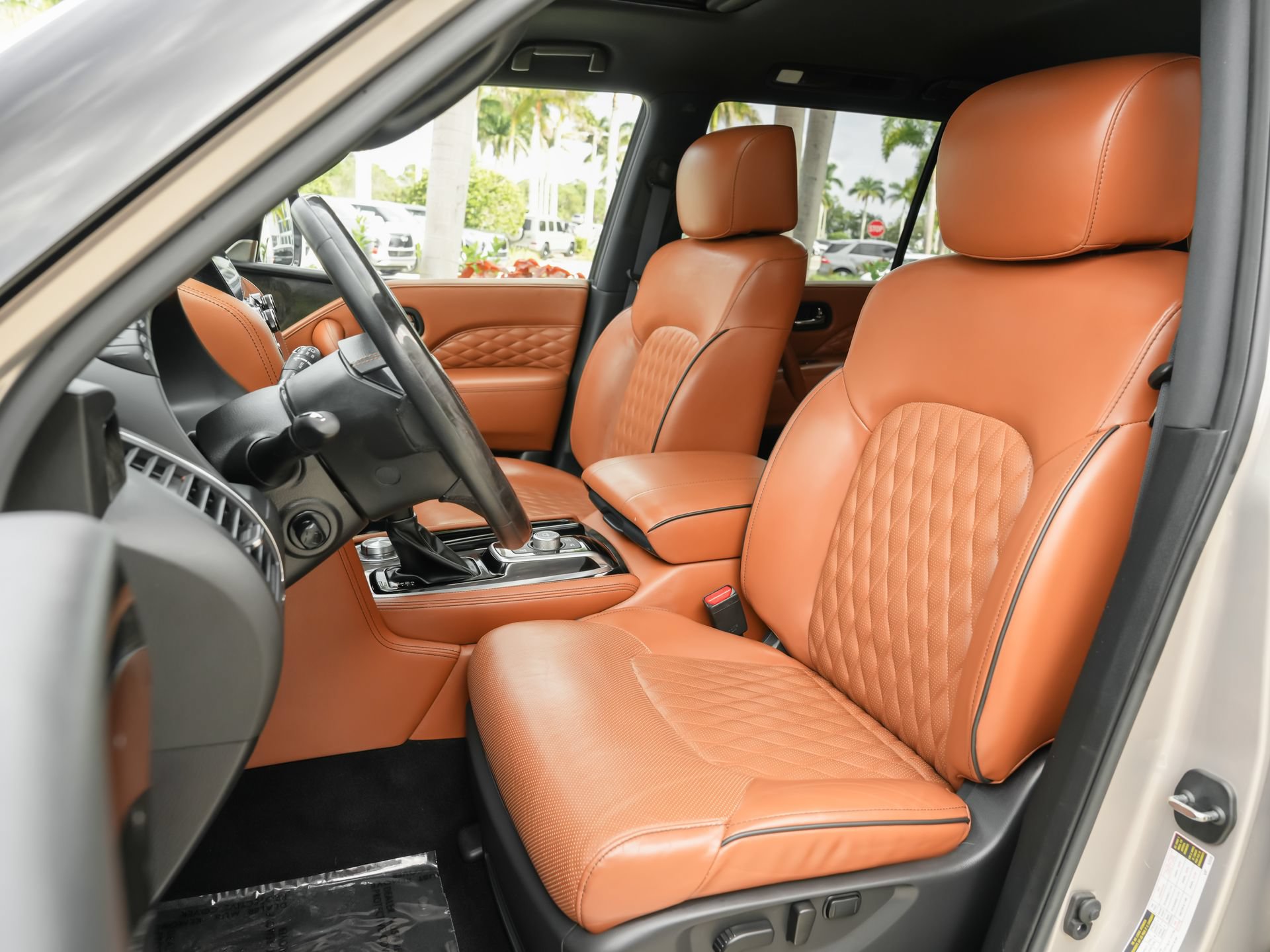 Used 2023 INFINITI QX80 Sensory w/ Cargo Package AWD/4WD image 18