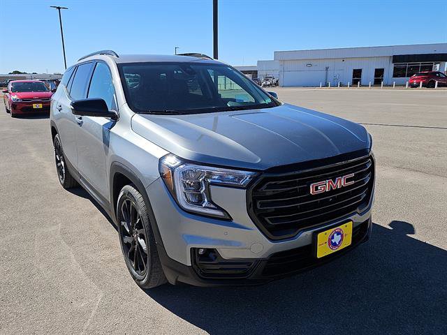 Used 2023 GMC Terrain SLT w/ Tech Package image 7