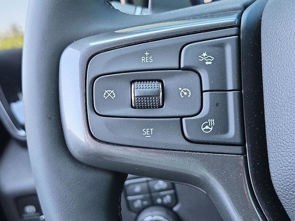 New 2026 Chevrolet Silverado 1500 ZR2 AWD/4WD image 17