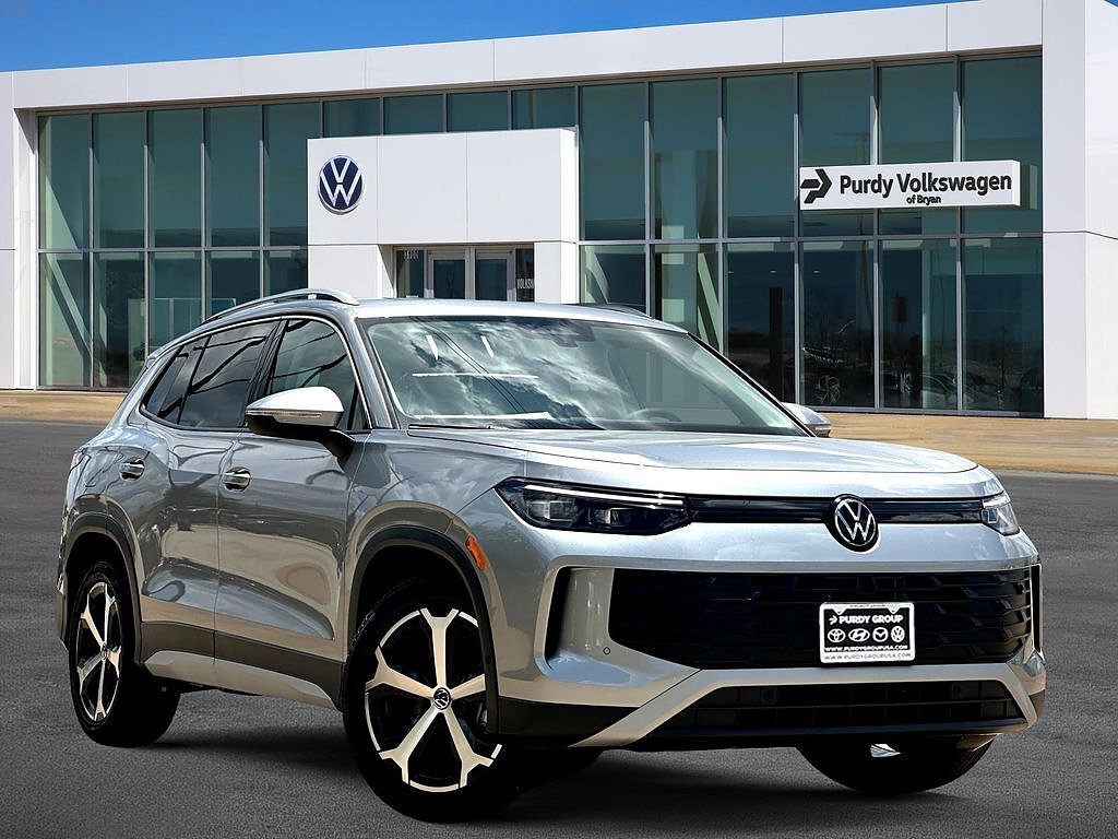 New 2026 Volkswagen Tiguan SE