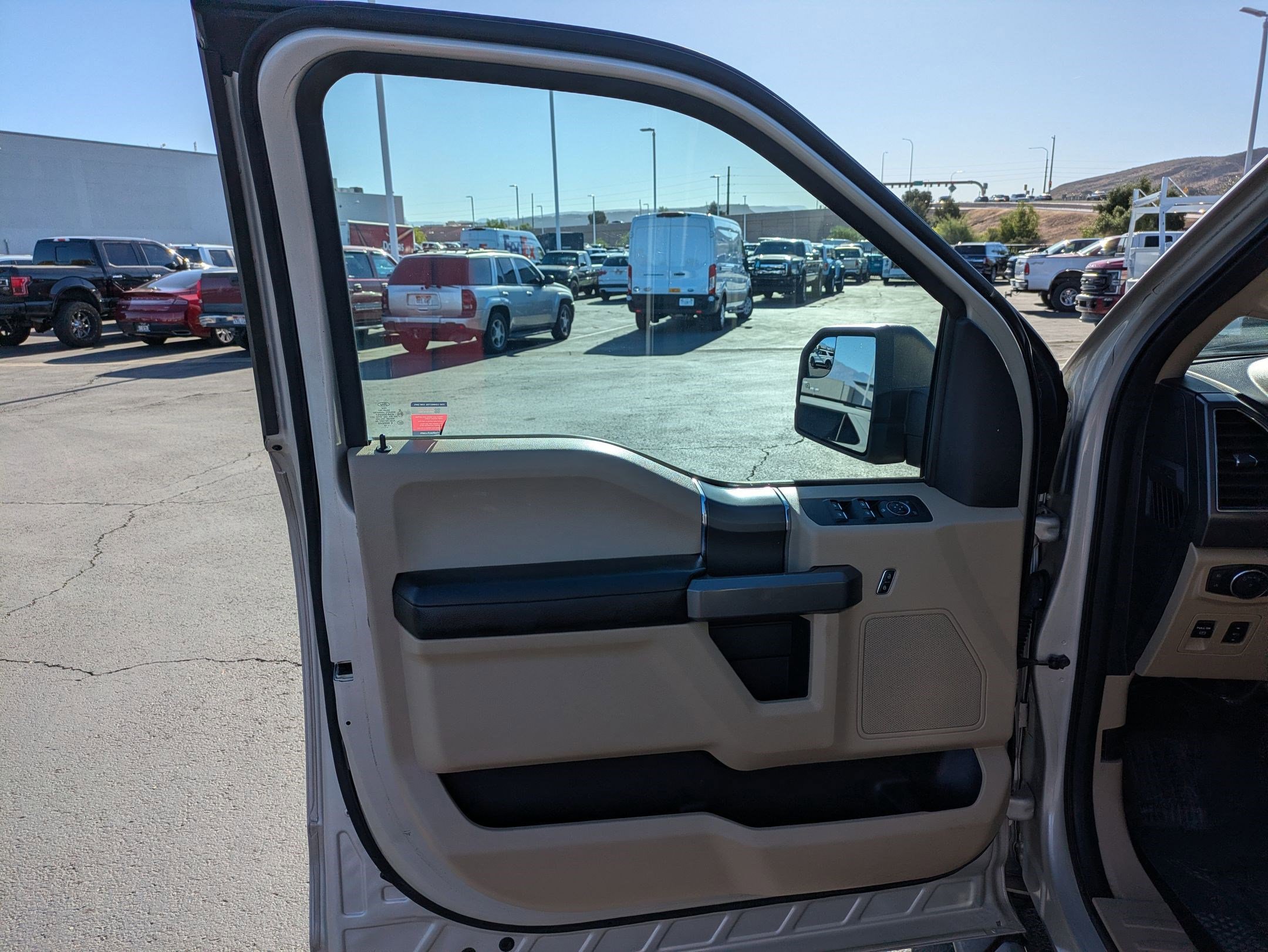 Used 2018 Ford F150 XLT w/ Equipment Group 302A Luxury image 12