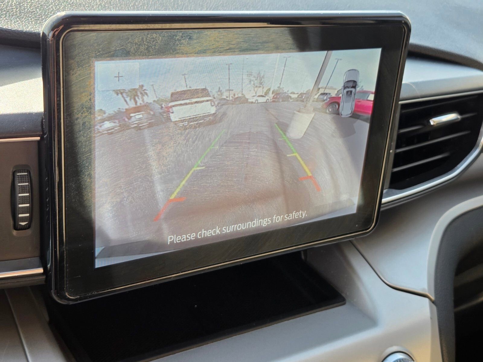 Certified 2022 Ford Explorer XLT w/ Equipment Group 202A image 22