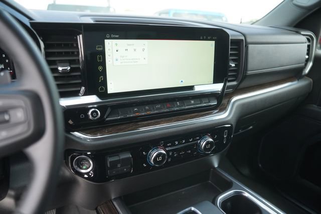 Used 2025 GMC Sierra 1500 Elevation w/ LPO, Elevation Black Package AWD/4WD image 26