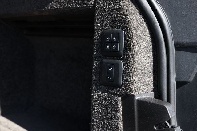 Used 2018 Land Rover Range Rover HSE image 54