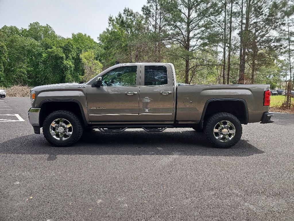 Used 2017 GMC Sierra 2500 SLT AWD/4WD image 9