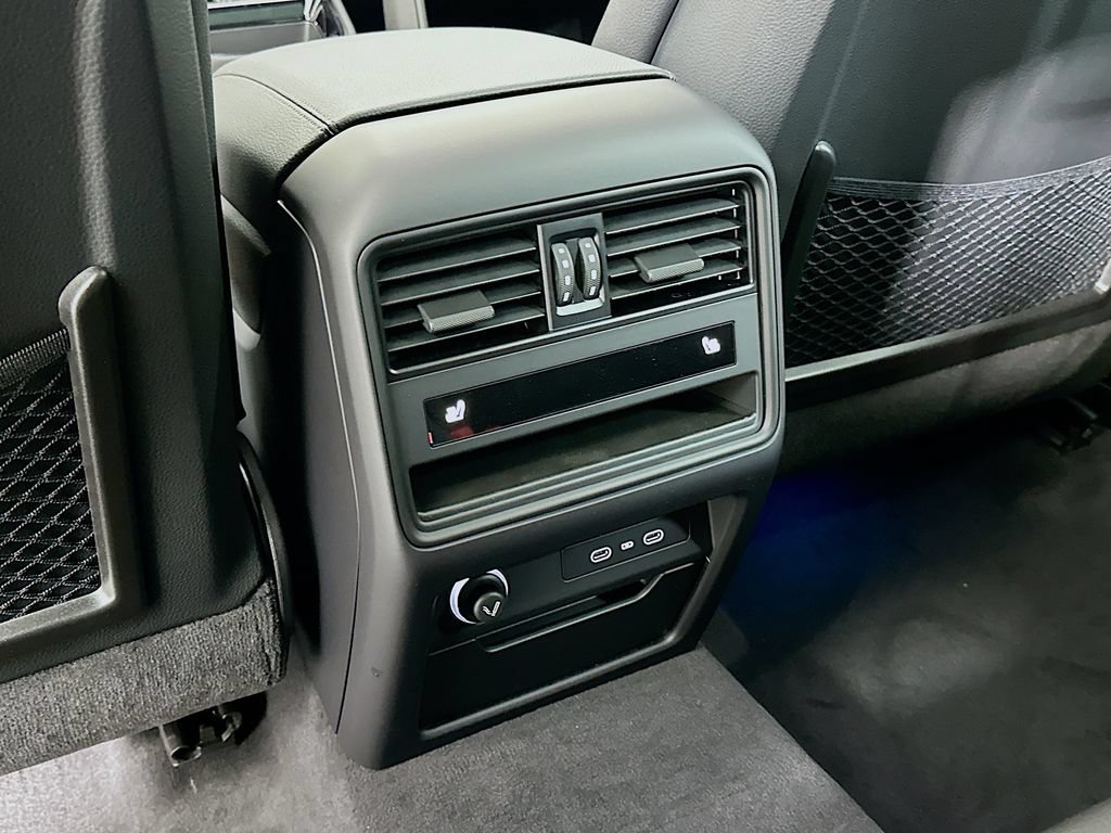 New 2026 Porsche Cayenne AWD/4WD image 27