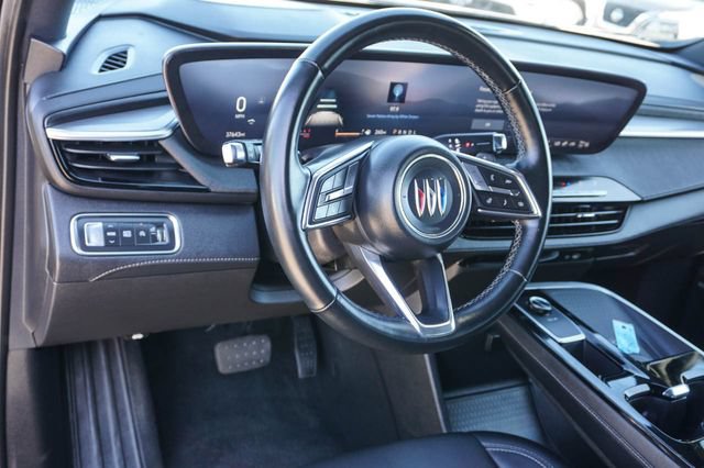 Used 2025 Buick Enclave Preferred FWD image 12
