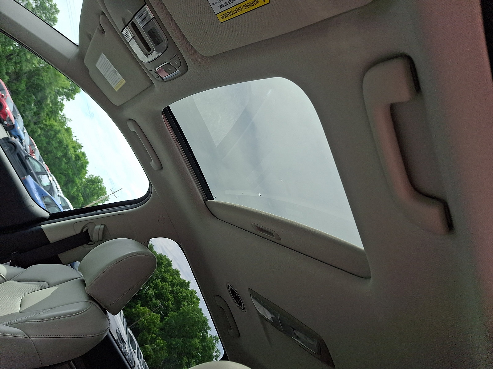 Certified 2025 Kia Telluride S AWD/4WD image 14