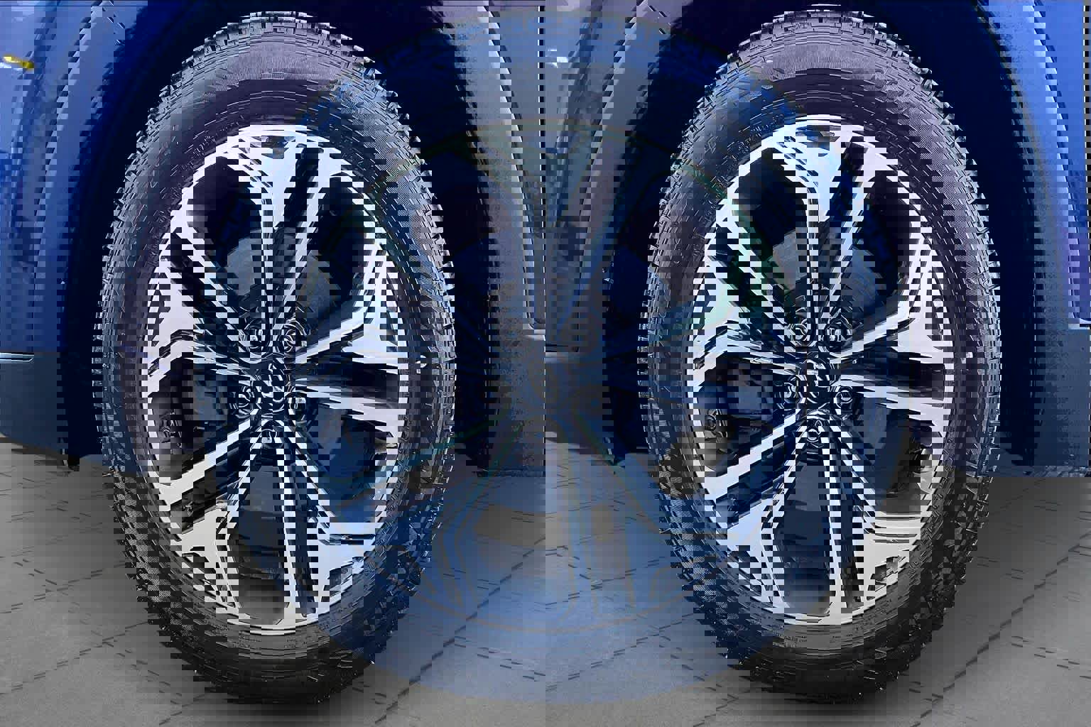 Used 2019 Hyundai Santa Fe SEL w/ Cargo Package image 11