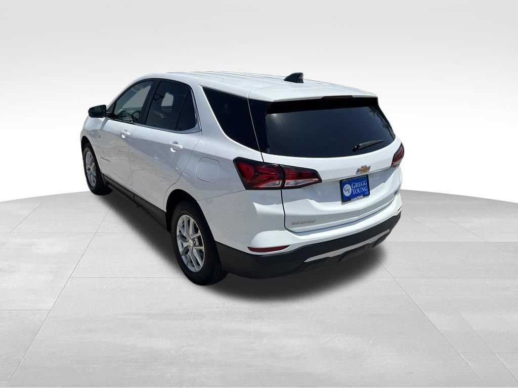 Used 2024 Chevrolet Equinox LT FWD image 4