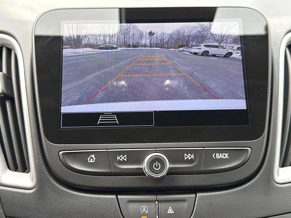 Used 2023 Chevrolet Malibu LT image 15