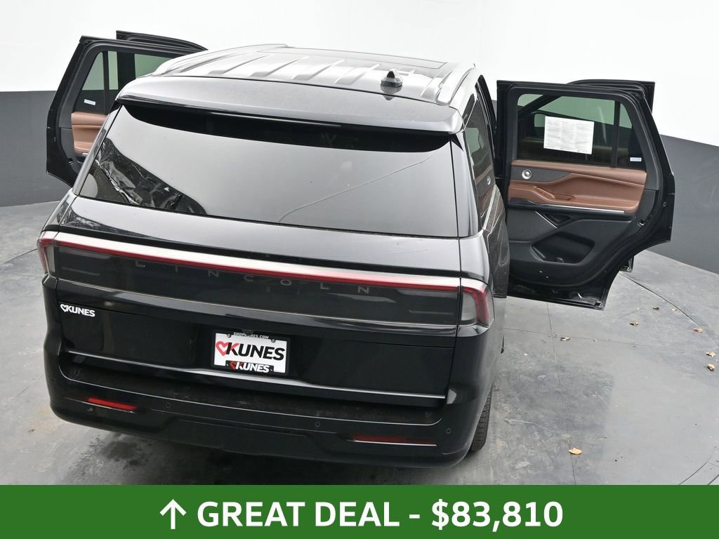 Used 2025 Lincoln Navigator Reserve AWD/4WD image 70