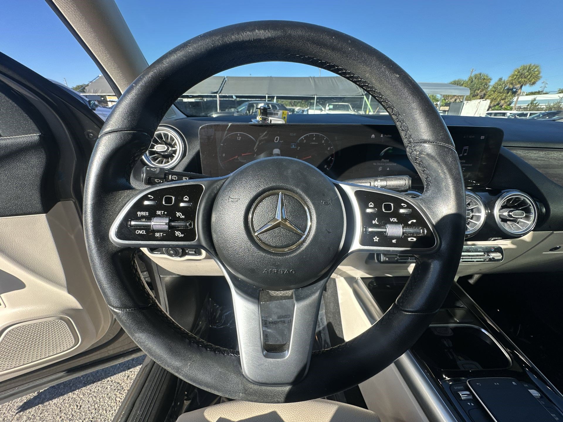 Used 2022 Mercedes-Benz GLA 250 image 11