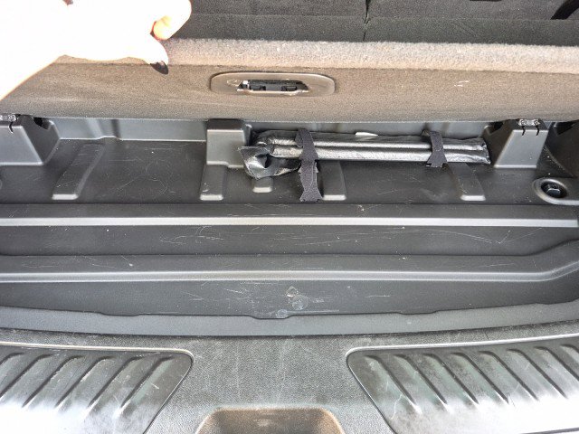 Used 2024 Chevrolet Tahoe LT image 31