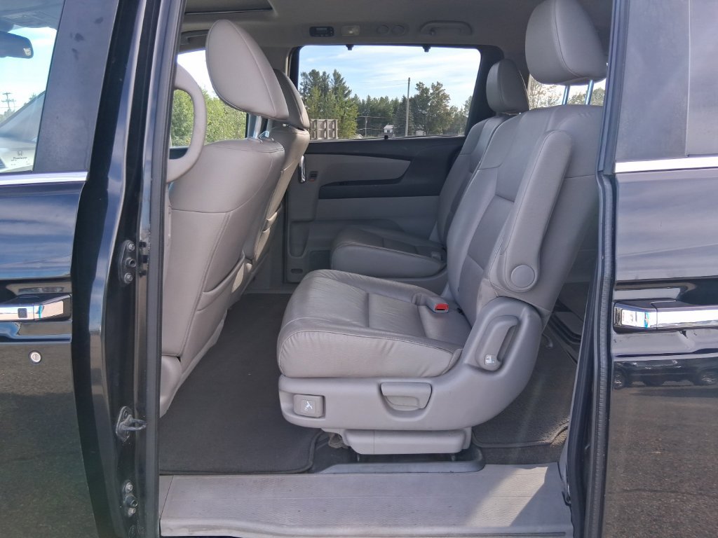 Used 2015 Honda Odyssey EX-L image 22