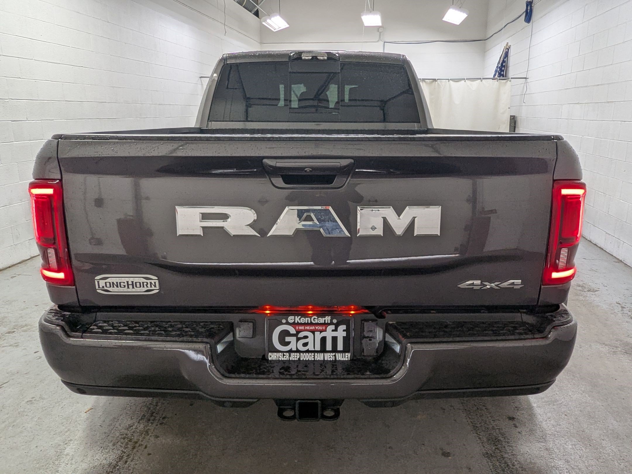 Used 2026 RAM 3500 Longhorn AWD/4WD image 8
