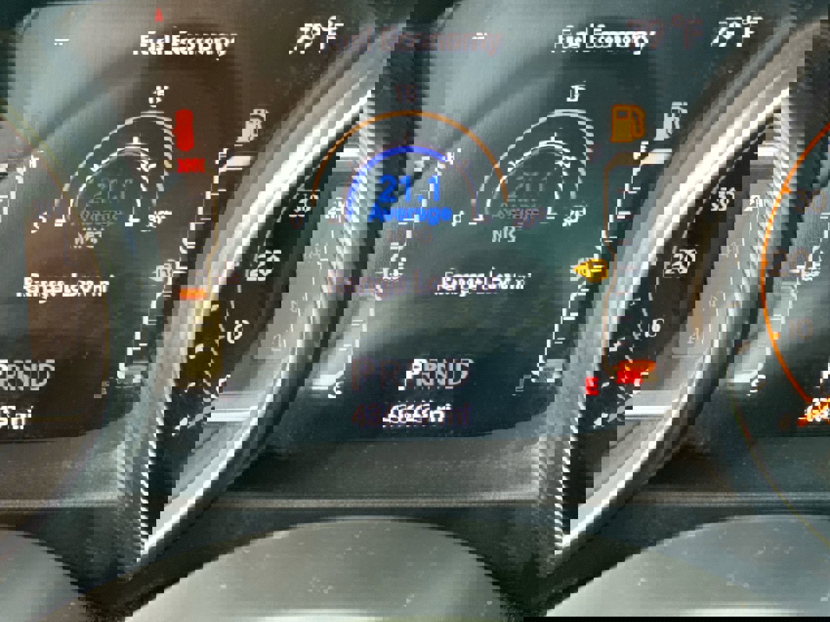 Used 2020 Jeep Wrangler Unlimited Sahara image 15