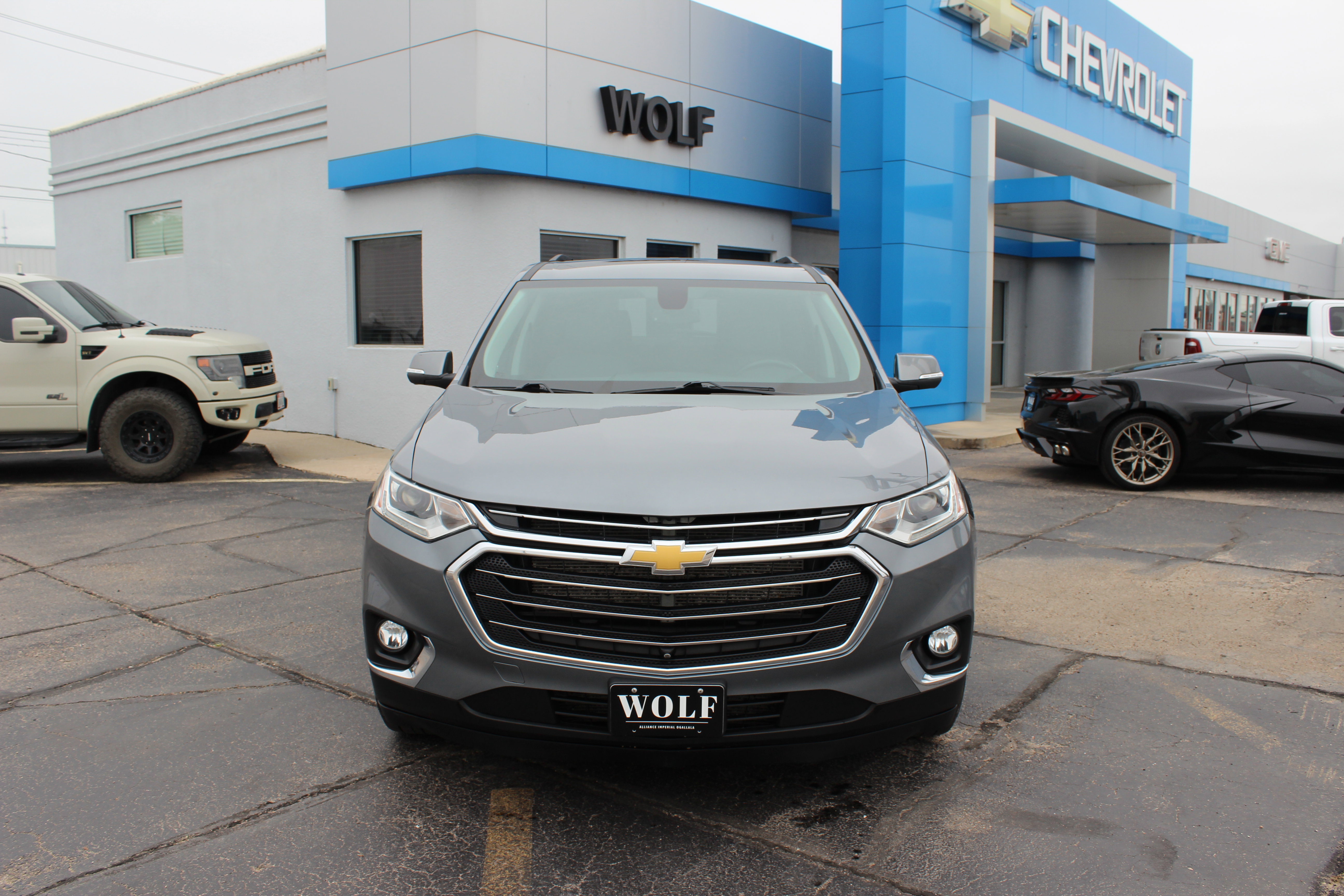 Used 2021 Chevrolet Traverse LT w/ LT Premium Package image 5