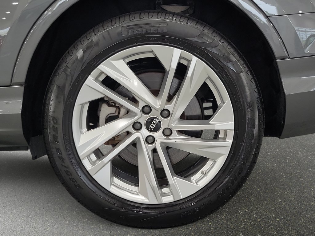 Used 2022 Audi Q7 2.0T Premium AWD/4WD image 31
