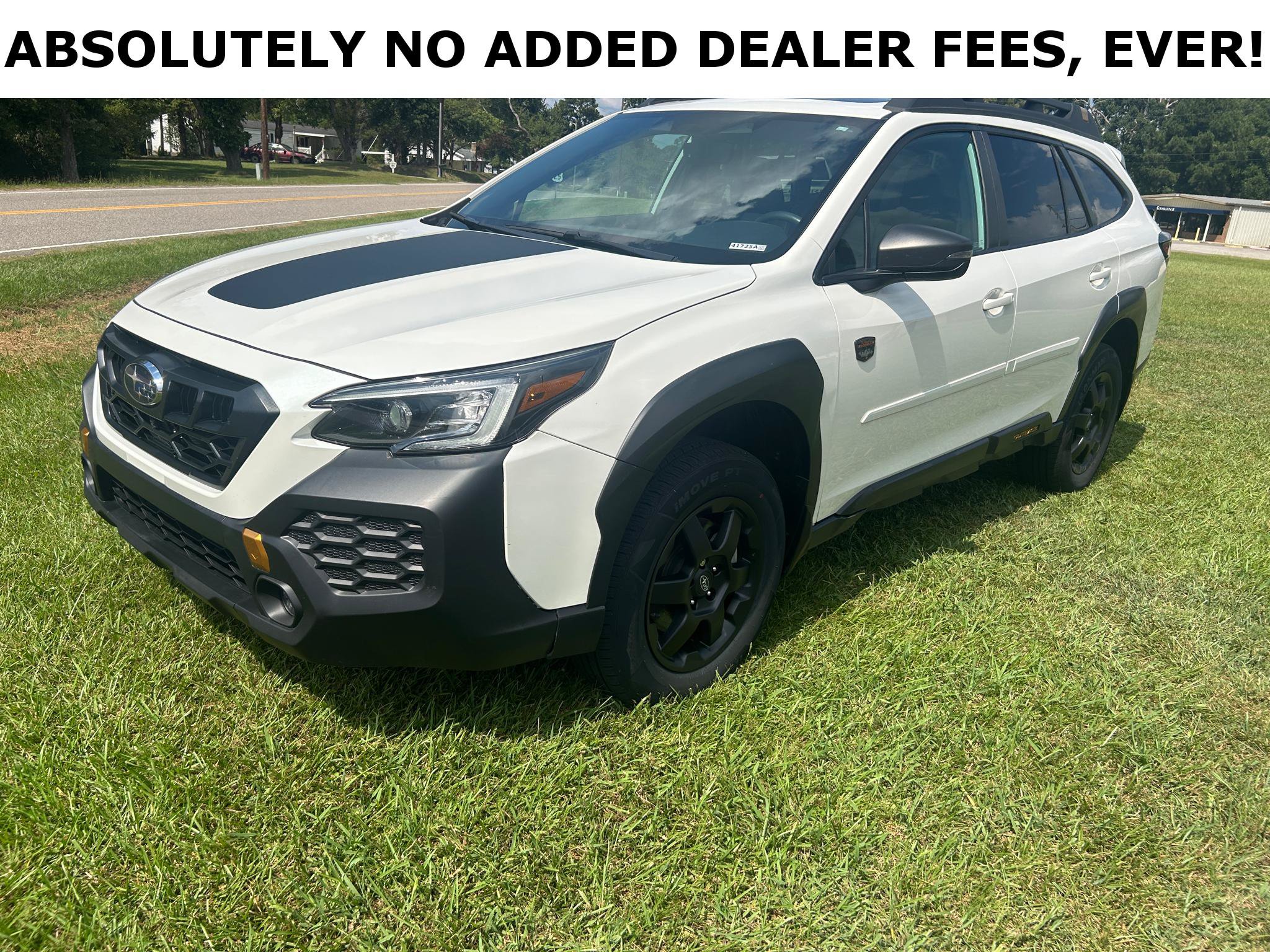 Used 2025 Subaru Outback Wilderness AWD/4WD image 2