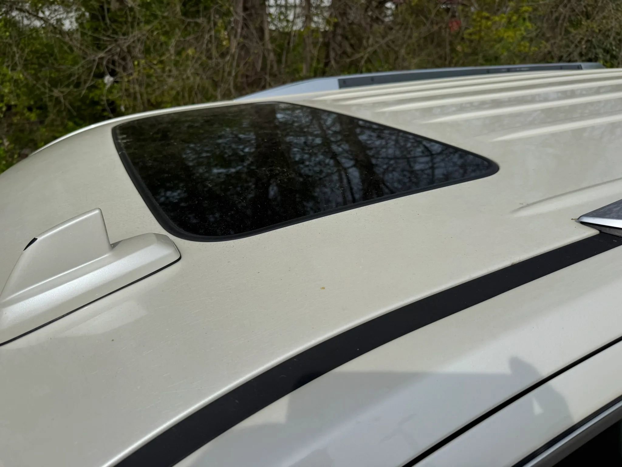 Used 2015 Cadillac Escalade Luxury image 28