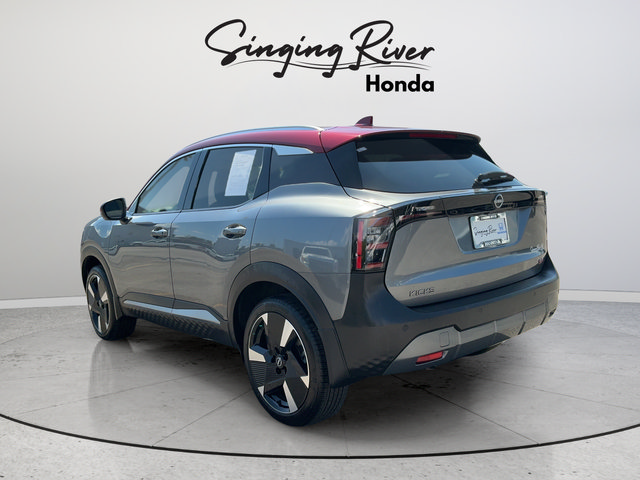 Used 2025 Nissan Kicks SR FWD image 5