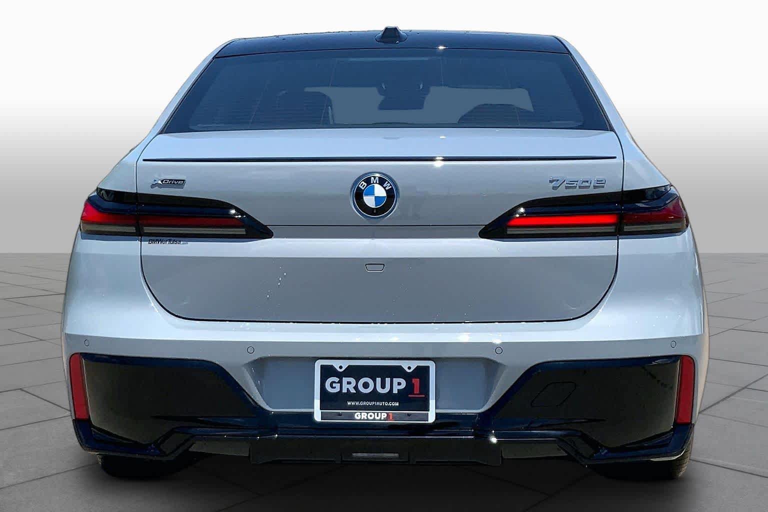 New 2026 BMW 750e xDrive w/ Executive Package AWD/4WD image 4