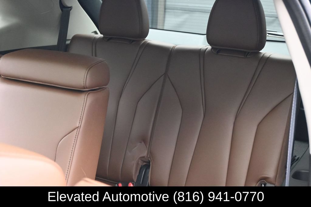Used 2022 Acura MDX SH-AWD w/ Technology Package image 21