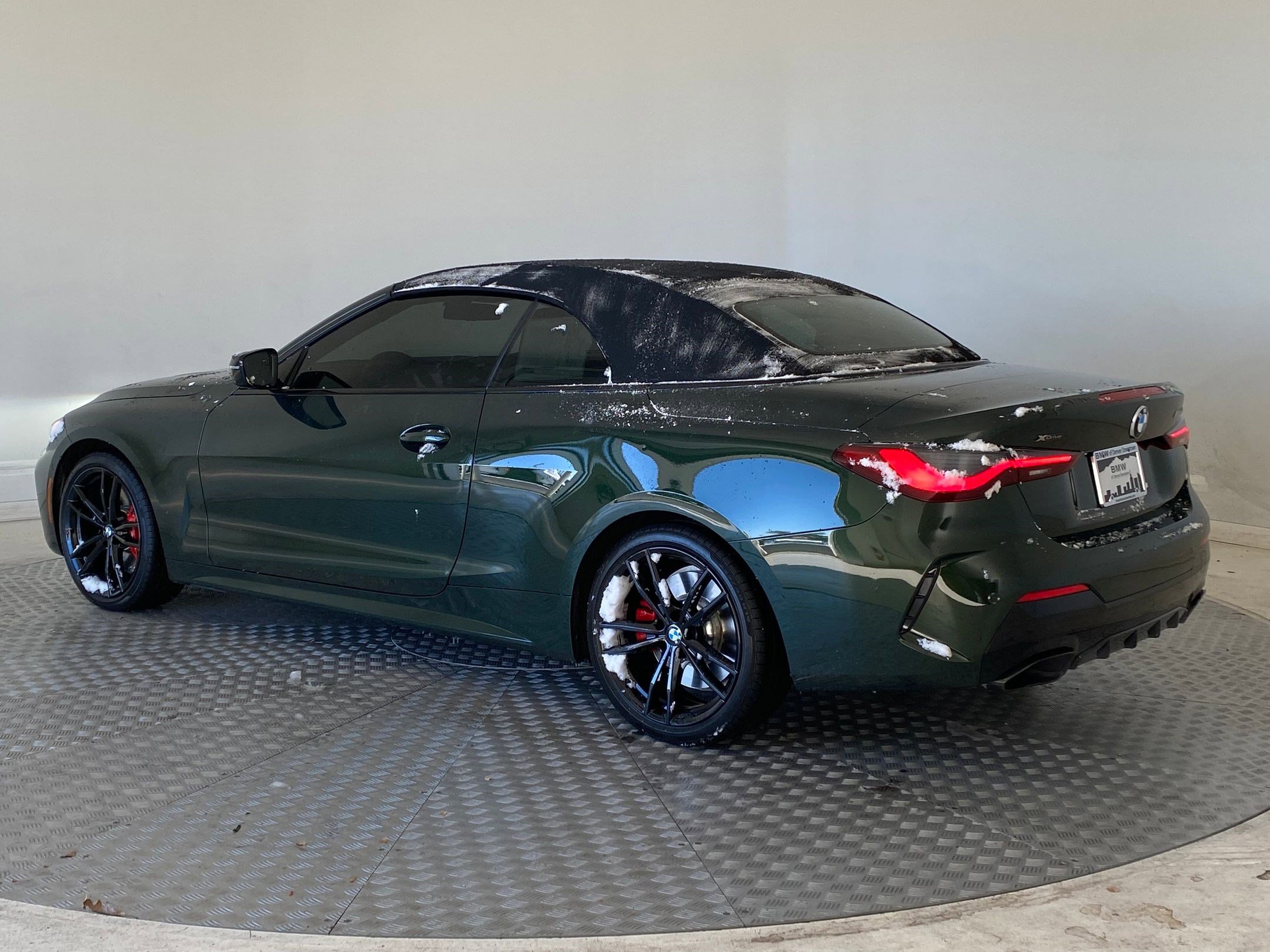 Certified 2024 BMW 440i xDrive Convertible w/ Premium Package image 3