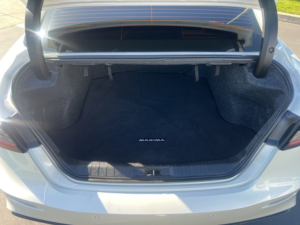 Used 2020 Nissan Maxima Platinum w/ Sport Mat Group image 25