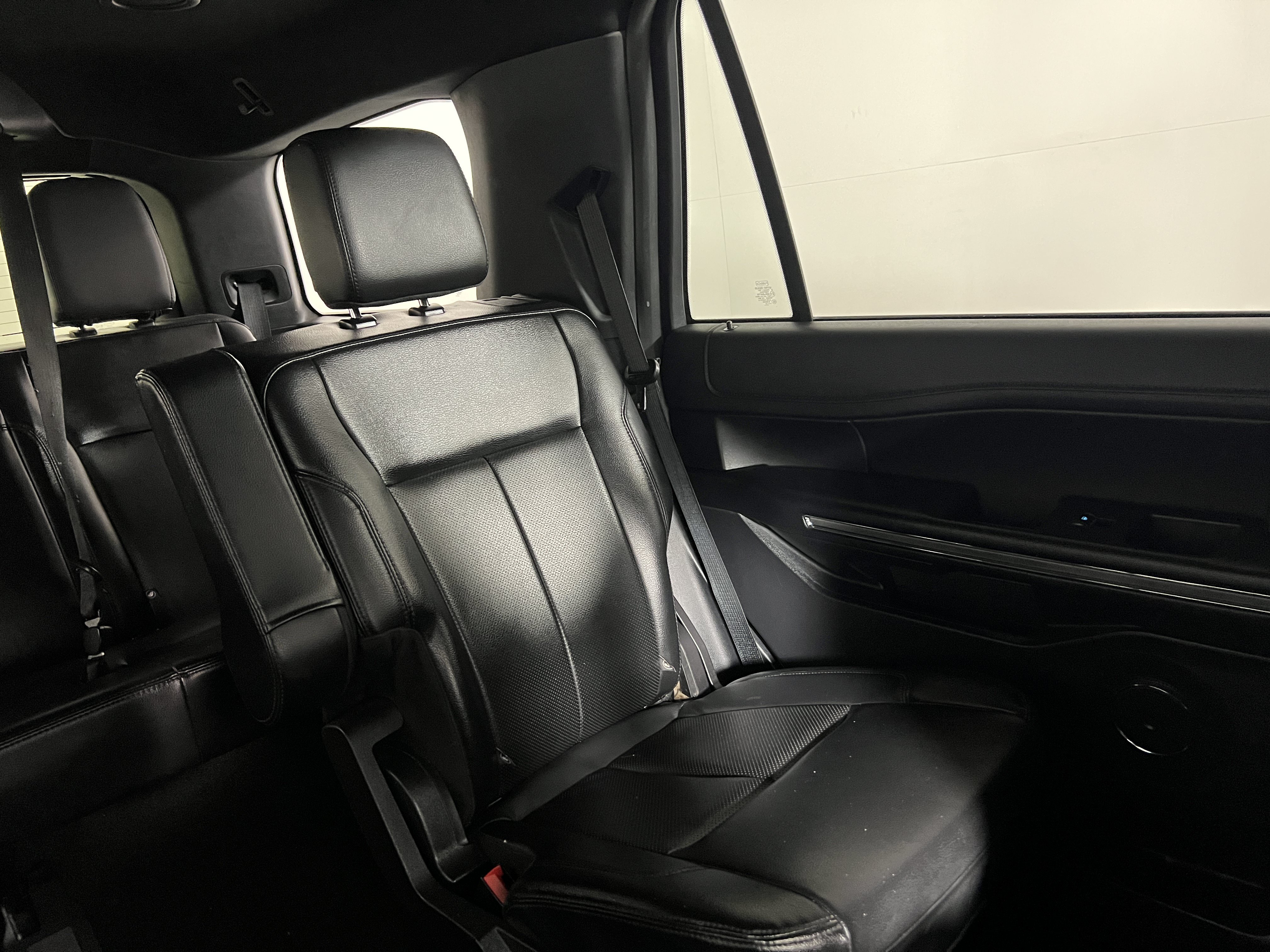 Used 2021 Ford Expedition XLT RWD image 15