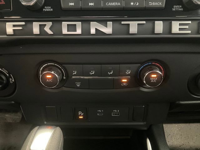Used 2025 Nissan Frontier SV image 21