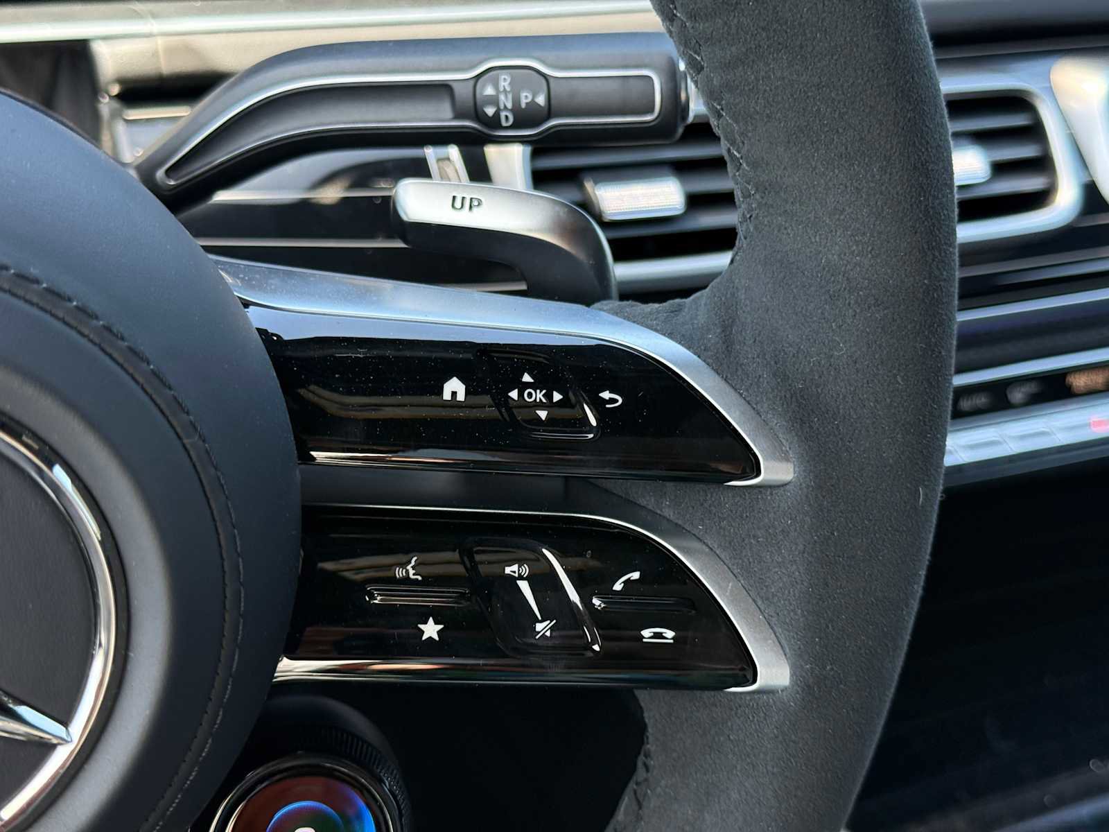 New 2025 Mercedes-Benz GLS 63 AMG 4MATIC image 27