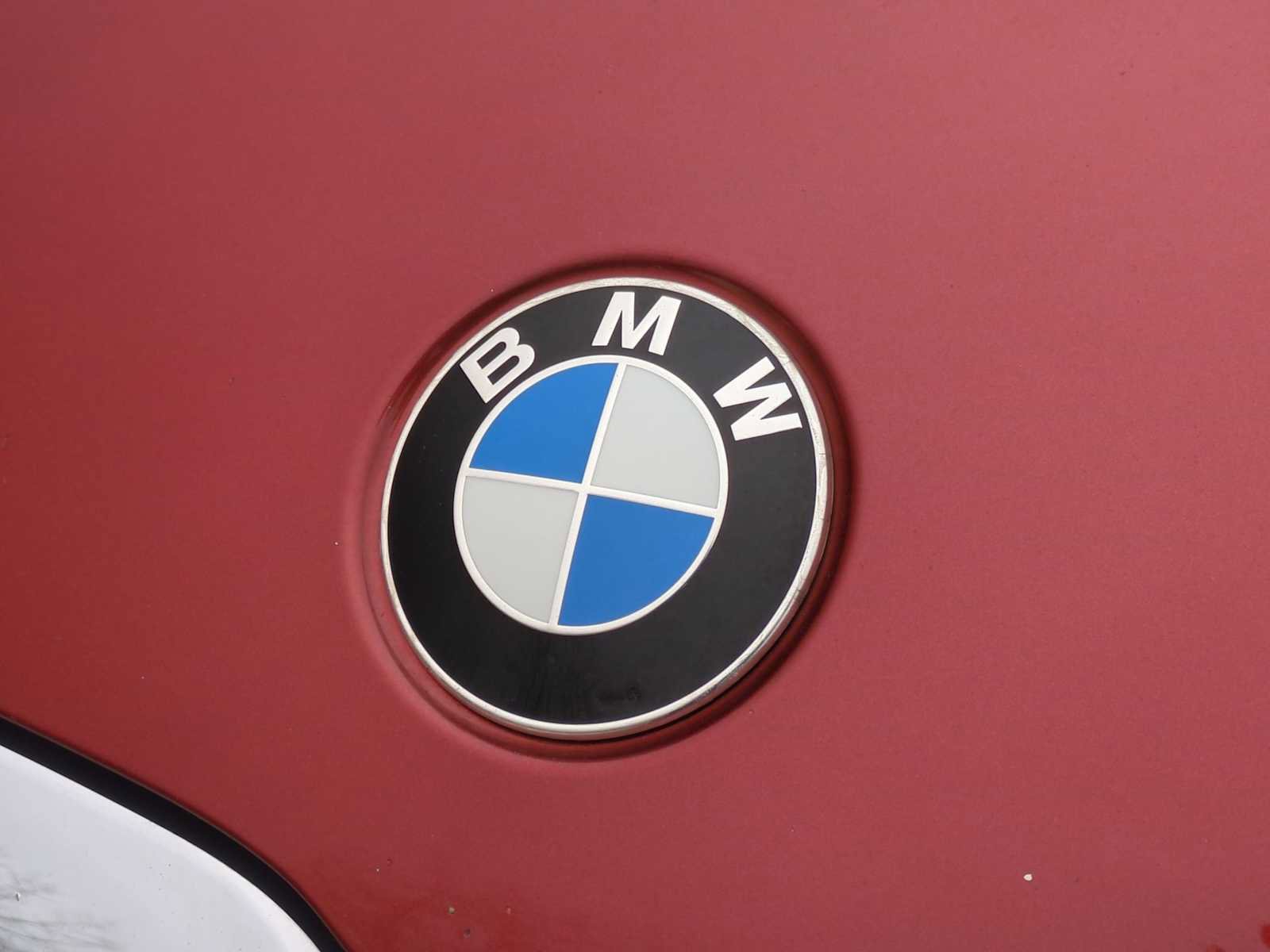 Used 2020 BMW 330i xDrive Sedan w/ Premium Package image 12