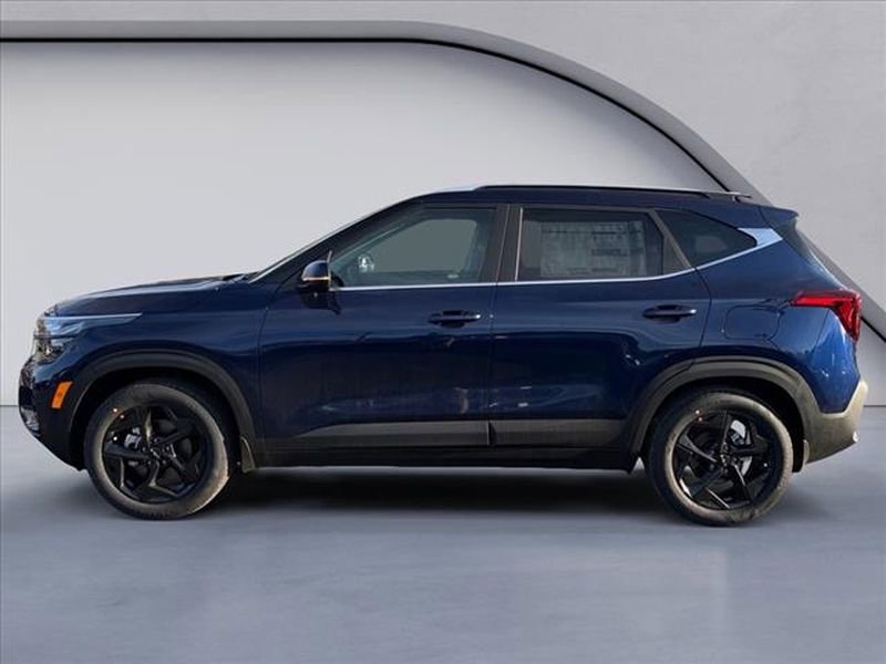 New 2026 Kia Seltos EX image 2