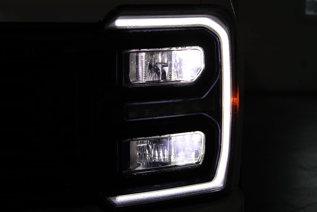 Used 2025 Ford F250 Lariat w/ Black Appearance Package AWD/4WD image 57