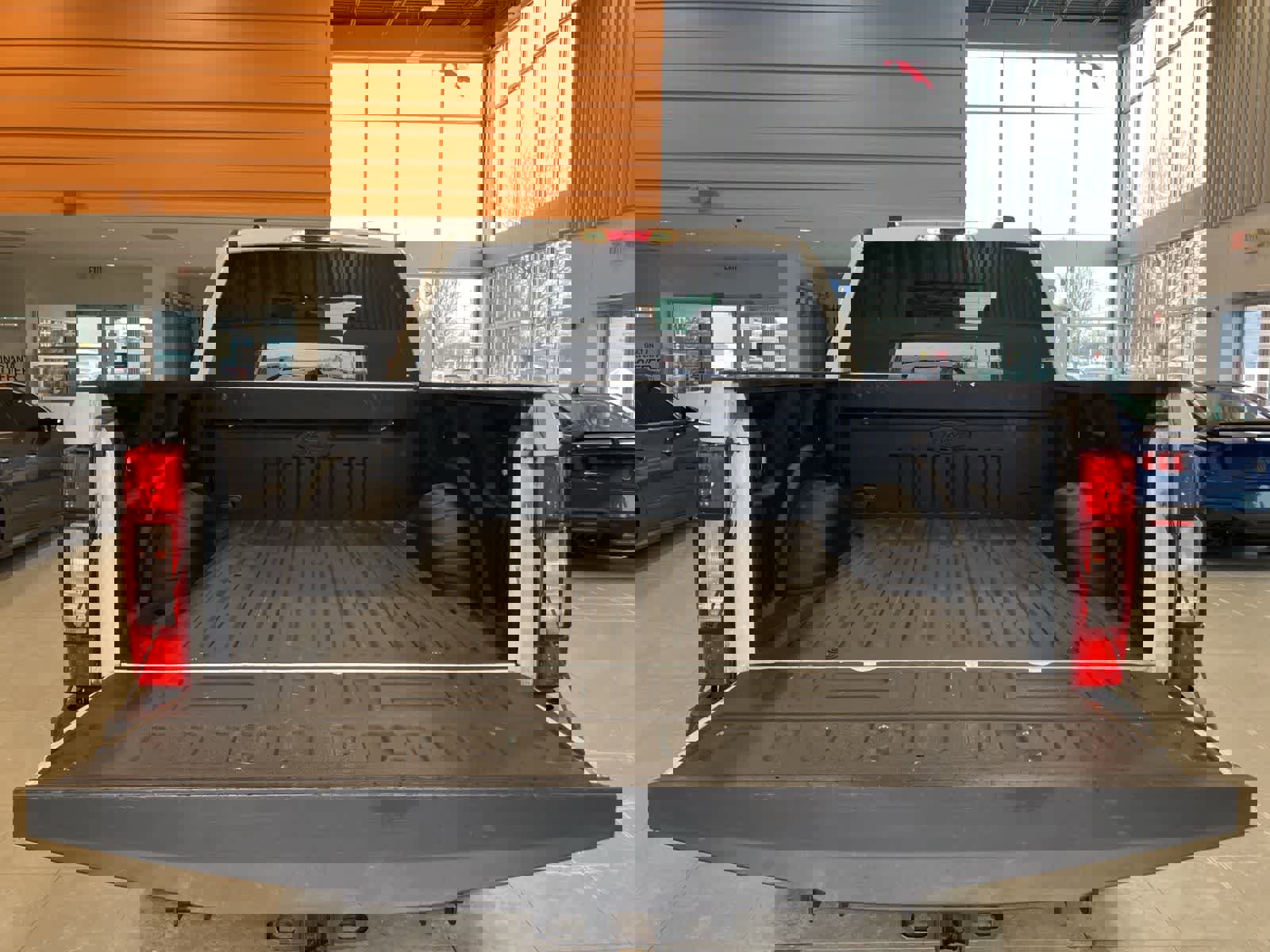 Used 2022 Ford F350 XL w/ Power Equipment Group AWD/4WD image 29