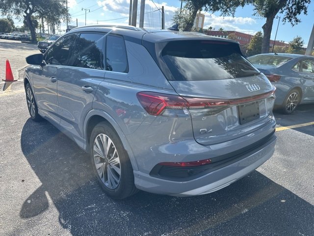 Used 2023 Audi Q4 e-tron Premium Plus image 4